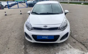 Kia Rio 2015 года за 6 600 000 тг. в Усть-Каменогорск фото 2