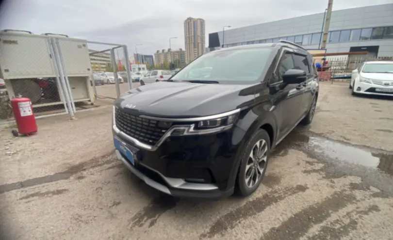 Kia Carnival 2022 года за 23 000 000 тг. в Астана