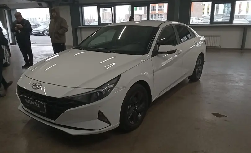 Hyundai Elantra 2021 года за 8 900 000 тг. в Астана