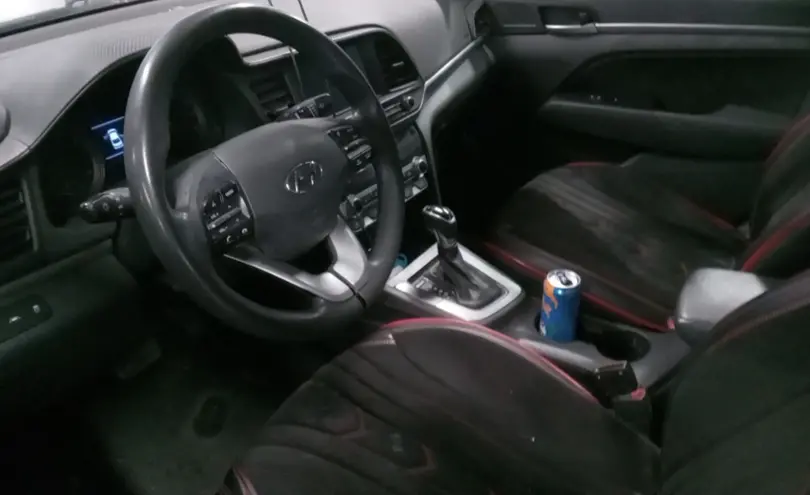 Hyundai Elantra 2019 года за 7 000 000 тг. в Астана фото 5