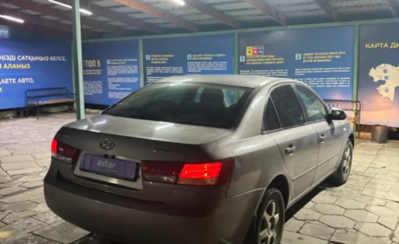 Hyundai Sonata 2006 года за 3 500 000 тг. в Талдыкорган фото 5