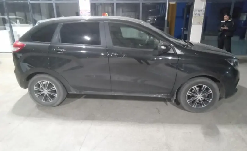 LADA (ВАЗ) XRAY 2018 года за 4 500 000 тг. в Караганда фото 4