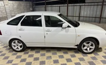 LADA (ВАЗ) Priora 2012 года за 1 600 000 тг. в Алматы фото 2