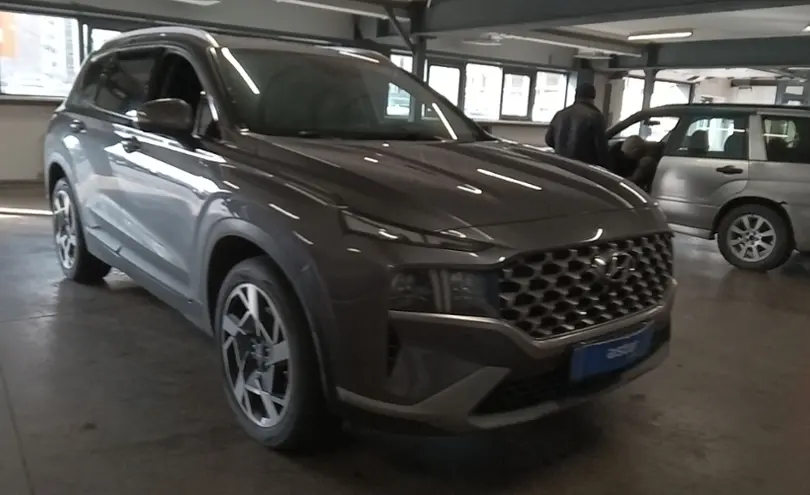 Hyundai Santa Fe 2023 года за 18 000 000 тг. в Астана фото 2