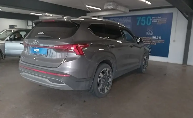 Hyundai Santa Fe 2023 года за 18 000 000 тг. в Астана фото 3