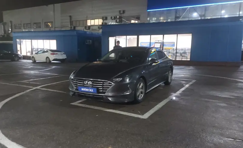 Hyundai Sonata 2021 года за 11 000 000 тг. в Алматы