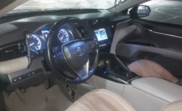 Toyota Camry 2017 года за 13 400 000 тг. в Алматы фото 5