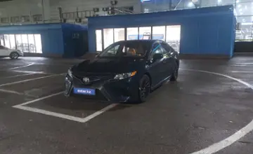 Toyota Camry 2017 года за 13 400 000 тг. в Алматы фото 1