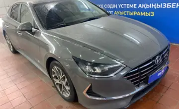 Hyundai Sonata 2020 года за 11 000 000 тг. в Астана фото 3