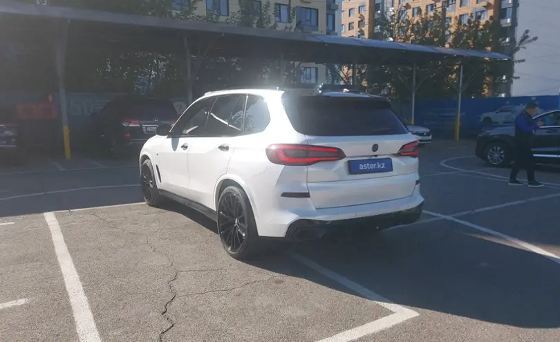 BMW X5 2020 года за 35 000 000 тг. в Алматы фото 4