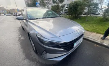 Hyundai Elantra 2022 года за 8 800 000 тг. в Астана фото 3