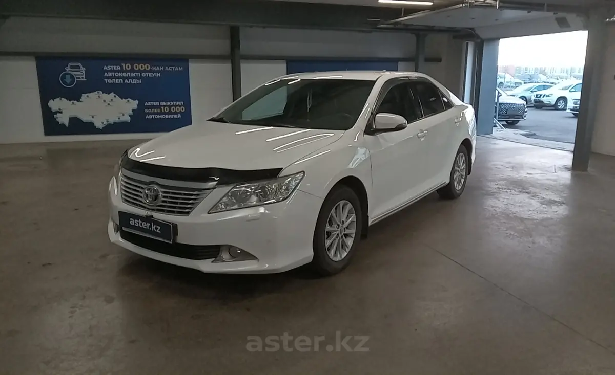 Toyota Camry 2013 года за 8 600 000 тг. в Астана