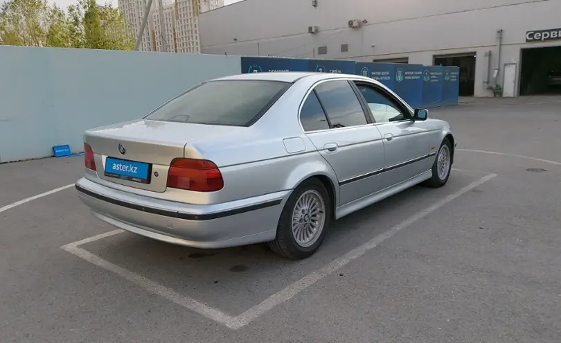 BMW 5 серии 1998 года за 3 500 000 тг. в Шымкент фото 3
