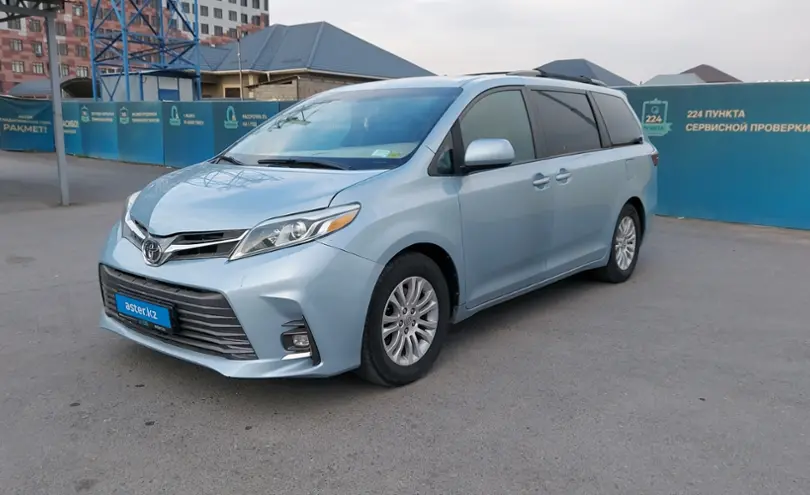 Toyota Sienna 2015 года за 14 000 000 тг. в Шымкент