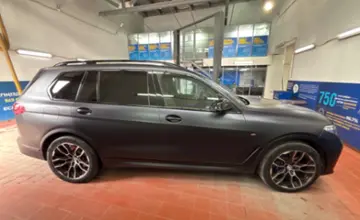BMW X7 2022 года за 75 000 000 тг. в Астана фото 4