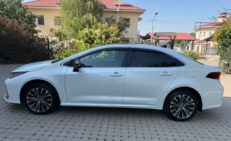 Toyota Corolla 2023 года за 12 500 000 тг. в Алматы