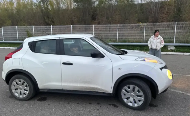 Nissan Juke 2014 года за 6 000 000 тг. в Усть-Каменогорск фото 4