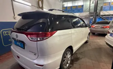 Toyota Previa 2017 года за 13 000 000 тг. в Астана