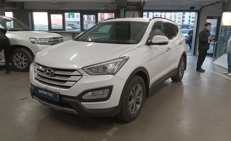 Hyundai Santa Fe 2016 года за 9 500 000 тг. в Астана
