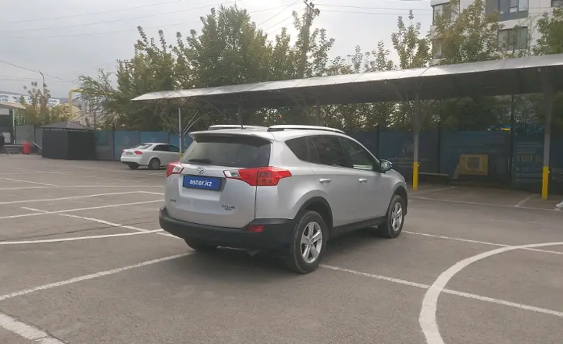 Toyota RAV4 2013 года за 12 000 000 тг. в Алматы фото 3