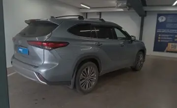 Toyota Highlander 2021 года за 25 000 000 тг. в Астана фото 3