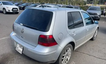 Volkswagen Golf 2001 года за 3 000 000 тг. в Астана