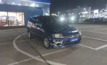 Mitsubishi Space Runner 2000 года за 1 000 000 тг. в Алматы фото 2