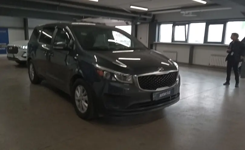 Kia Sedona 2016 года за 11 000 000 тг. в Астана фото 2