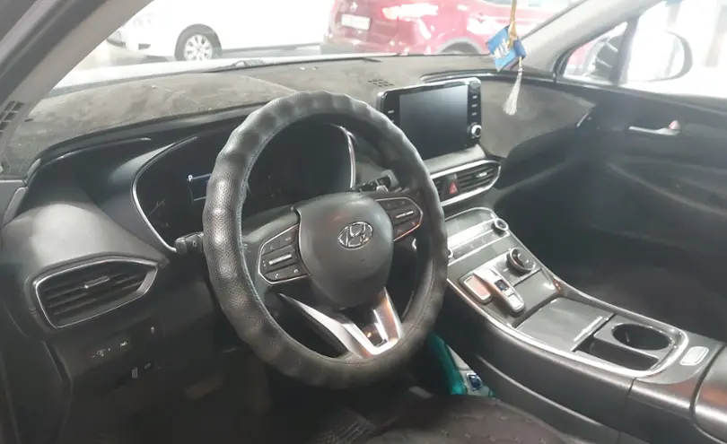 Hyundai Santa Fe 2021 года за 15 900 000 тг. в Астана фото 5