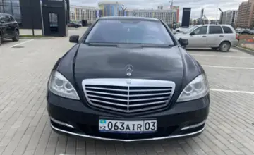 Mercedes-Benz S-Класс 2006 года за 7 000 000 тг. в Астана фото 2