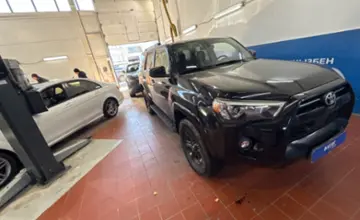 Toyota 4Runner 2023 года за 27 000 000 тг. в Астана фото 3