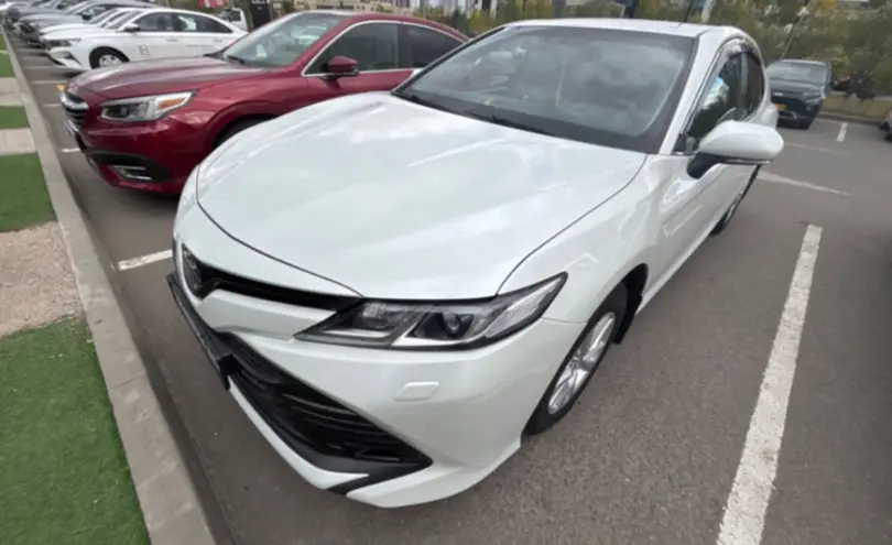 Toyota Camry 2018 года за 12 000 000 тг. в Астана