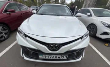 Toyota Camry 2018 года за 12 000 000 тг. в Астана фото 2