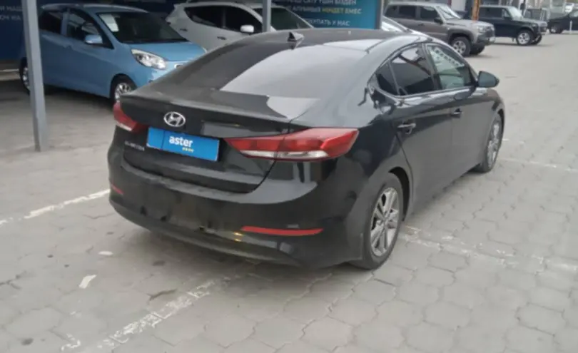 Hyundai Elantra 2018 года за 6 900 000 тг. в Караганда фото 5