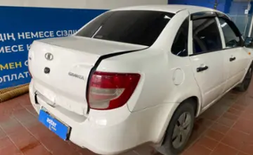 LADA (ВАЗ) Granta 2015 года за 2 000 000 тг. в Астана