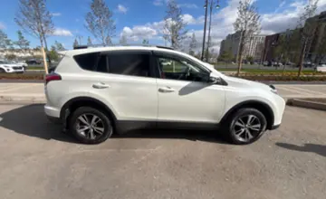 Toyota RAV4 2016 года за 12 000 000 тг. в Астана фото 4