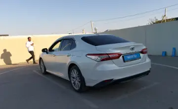 Toyota Camry 2019 года за 14 500 000 тг. в Шымкент фото 4