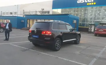 Volkswagen Touareg 2006 года за 5 000 000 тг. в Алматы фото 3