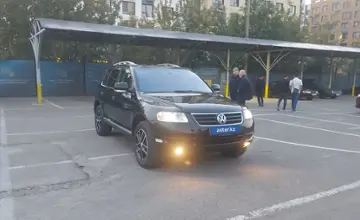 Volkswagen Touareg 2006 года за 5 000 000 тг. в Алматы фото 2