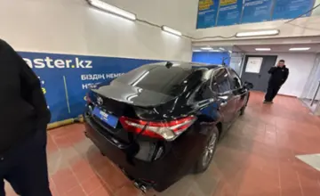 Toyota Camry 2019 года за 12 000 000 тг. в Астана