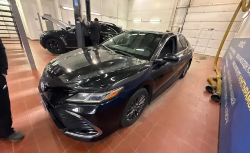 Toyota Camry 2019 года за 12 000 000 тг. в Астана