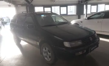 Volkswagen Passat 1993 года за 1 200 000 тг. в Астана фото 2