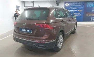 Volkswagen Tiguan 2021 года за 14 000 000 тг. в Астана фото 3