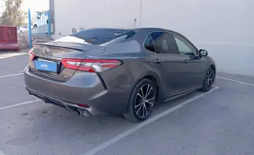 Toyota Camry 2018 года за 11 500 000 тг. в Тараз