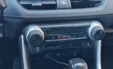 Toyota RAV4 2019 года за 13 500 000 тг. в Астана фото 5