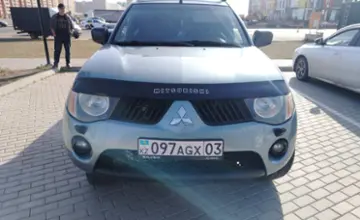 Mitsubishi L200 2008 года за 6 000 000 тг. в Астана фото 2