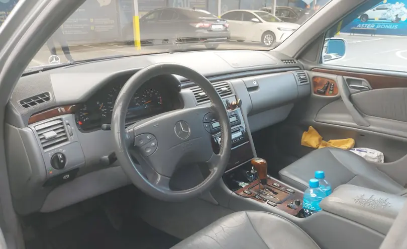 Mercedes-Benz E-Класс 2001 года за 5 500 000 тг. в Алматы фото 5