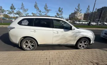 Mitsubishi Outlander 2013 года за 8 000 000 тг. в Астана фото 4