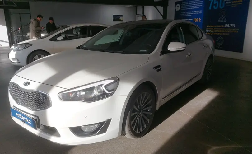 Kia K7 2015 года за 9 500 000 тг. в Астана