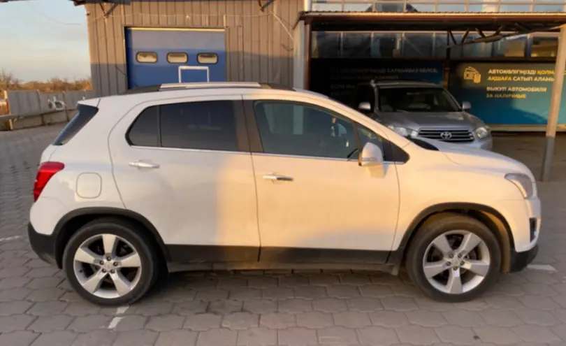 Chevrolet Tracker 2014 года за 6 000 000 тг. в Караганда фото 4